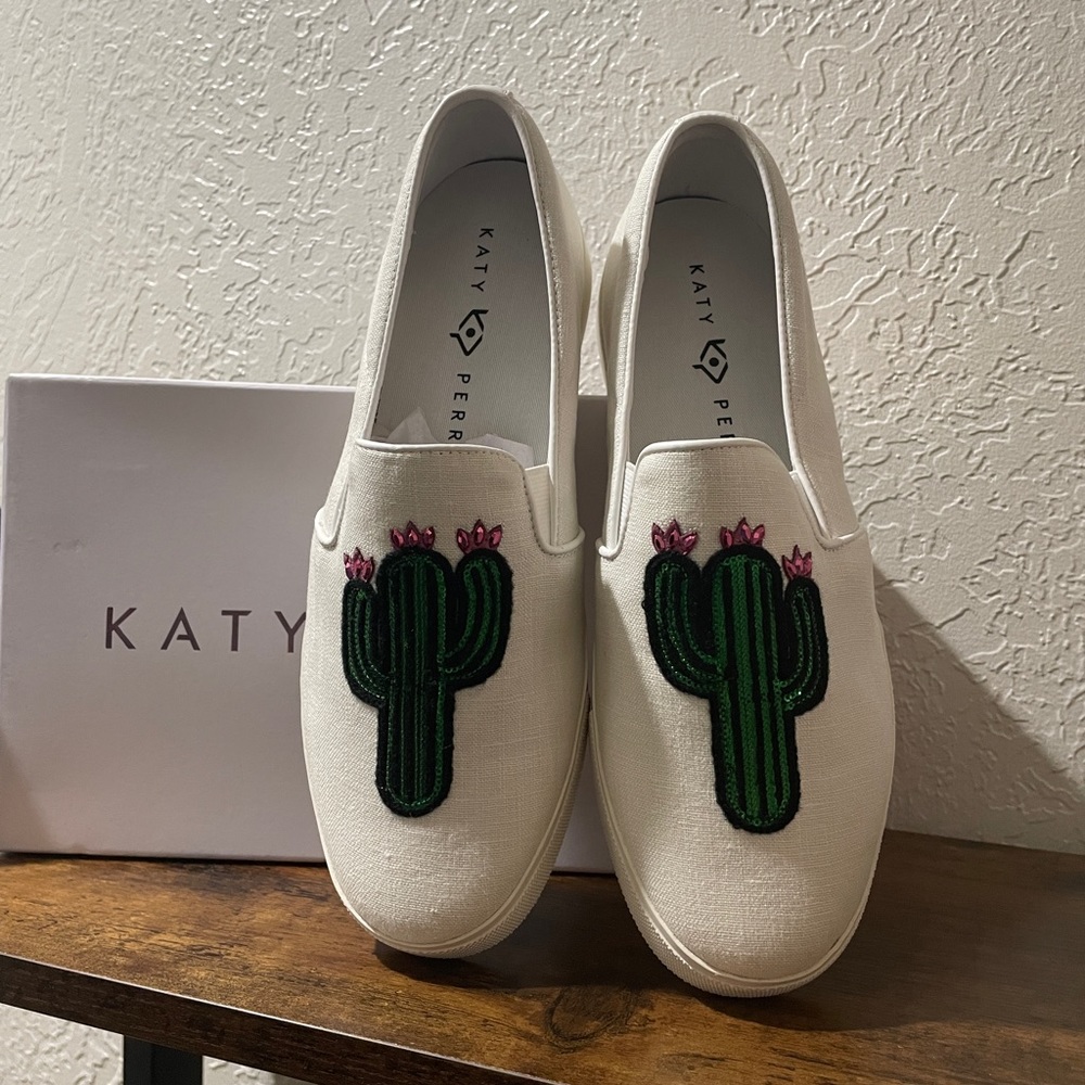 MWT/Box Katy Perry Canvas Cactus Slip Ons Sz 9 1/2